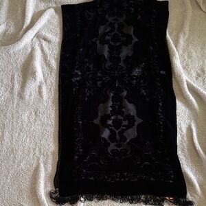Cejon Black Burnout Velvet Wrap